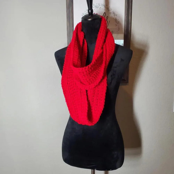 Handmade Crocheted Red Women's Winter Infinity Scarf - Picture 7 of 9